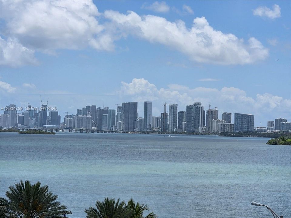 En Venta: $247,000 (1 camas, 1 baños, 644 Pies cuadrados)