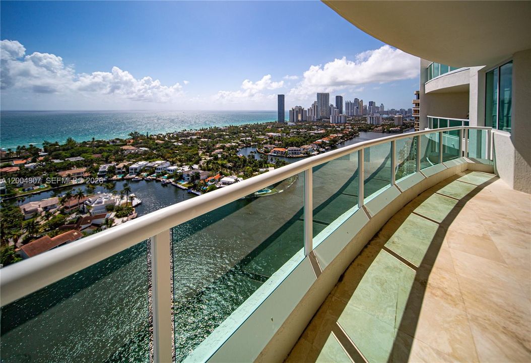 Active With Contract: $12,500 (6 beds, 6 baths, 5958 Square Feet)