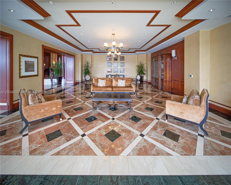 Active With Contract: $12,500 (6 beds, 6 baths, 5958 Square Feet)