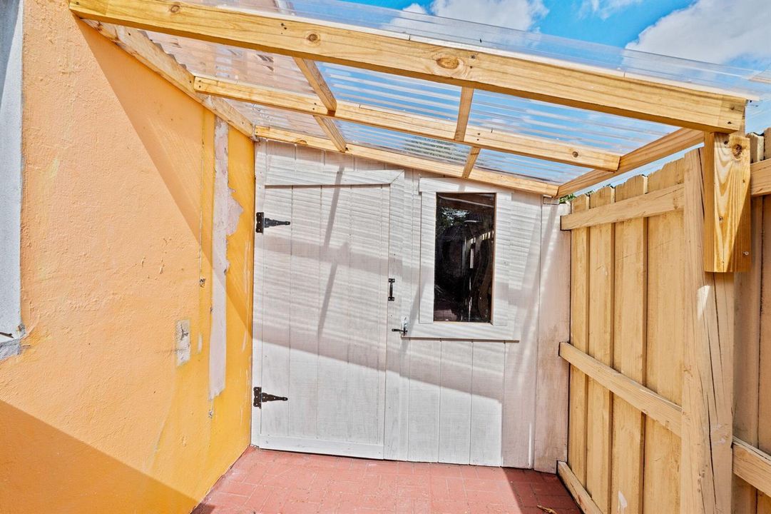 24-web-or-mls-A7402338