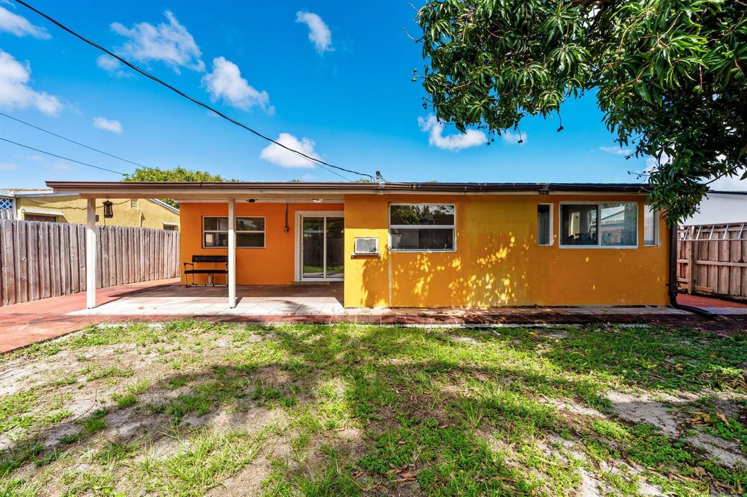 30-web-or-mls-A7402258