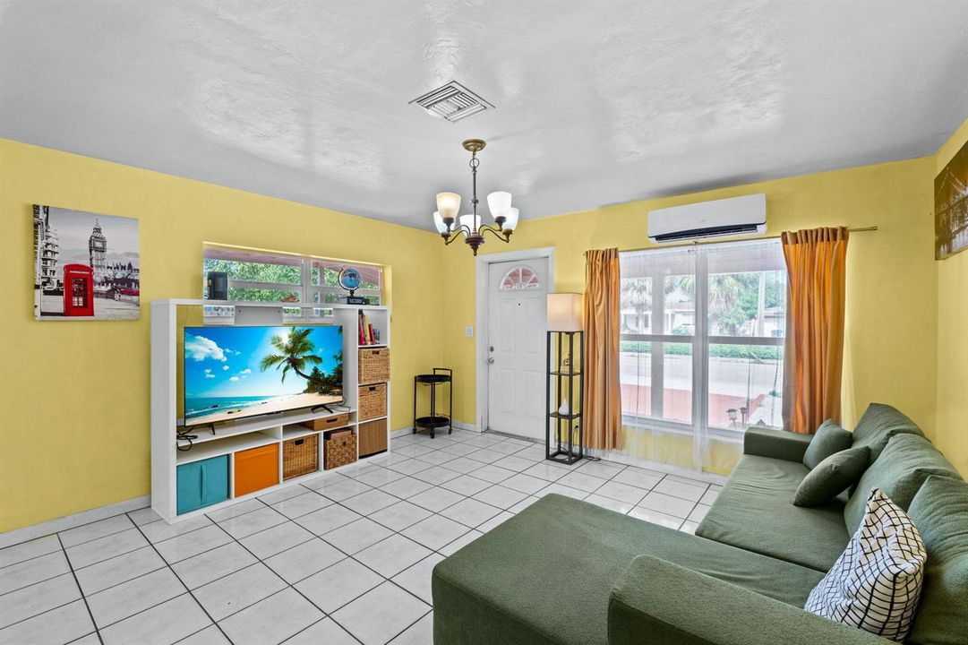 7-web-or-mls-A7402305