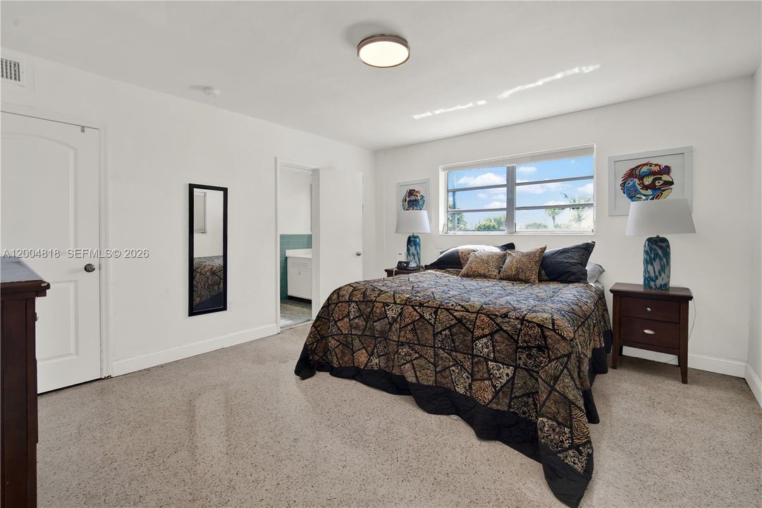 Recently Rented: $3,000 (3 beds, 2 baths, 1450 Square Feet)