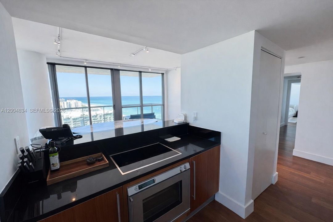 For Sale: $9,475,000 (4 beds, 4 baths, 2411 Square Feet)