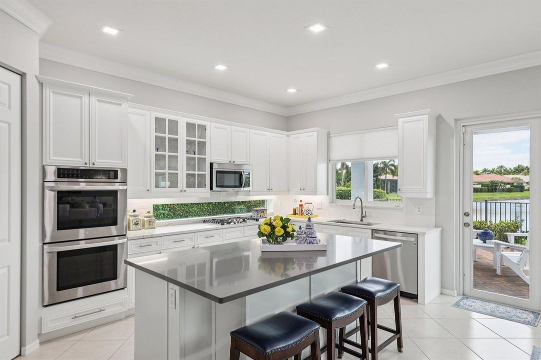 Quartz kitchen countertops