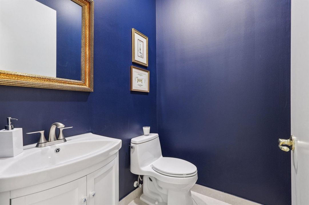 Powder room