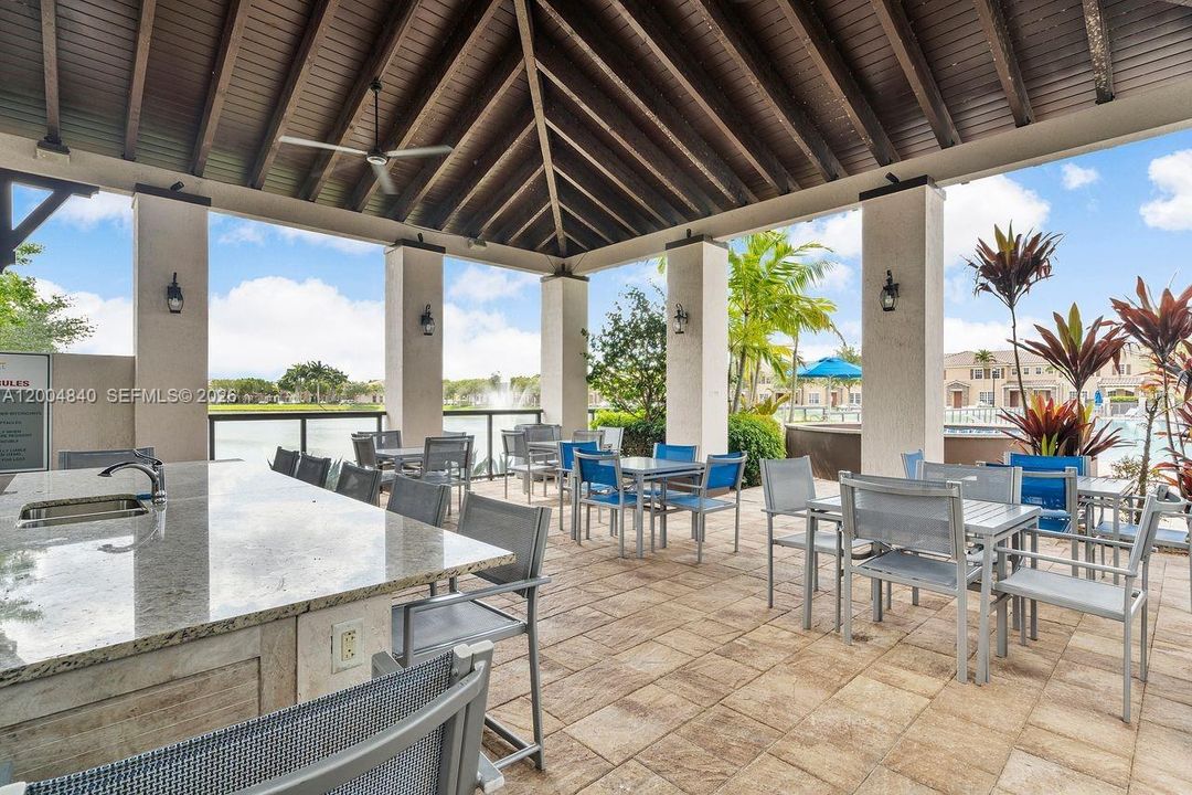 Active With Contract: $750,000 (4 beds, 3 baths, 2460 Square Feet)
