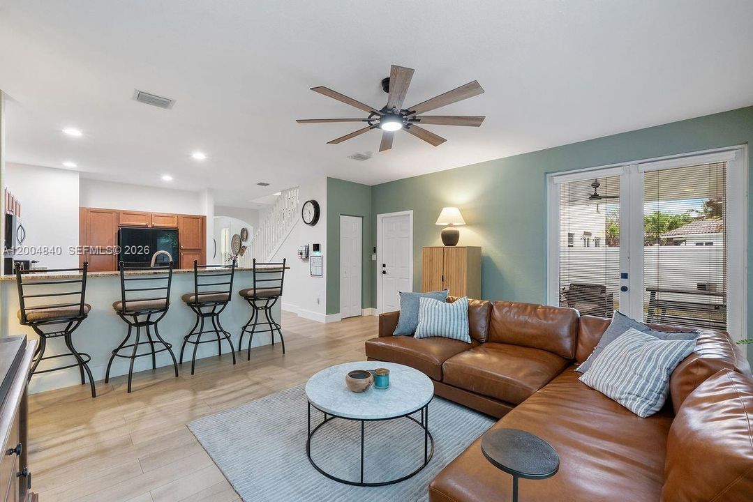 Active With Contract: $750,000 (4 beds, 3 baths, 2460 Square Feet)
