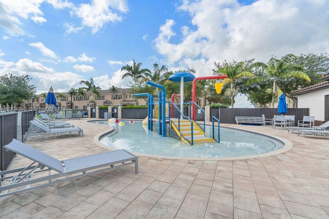 Active With Contract: $750,000 (4 beds, 3 baths, 2460 Square Feet)
