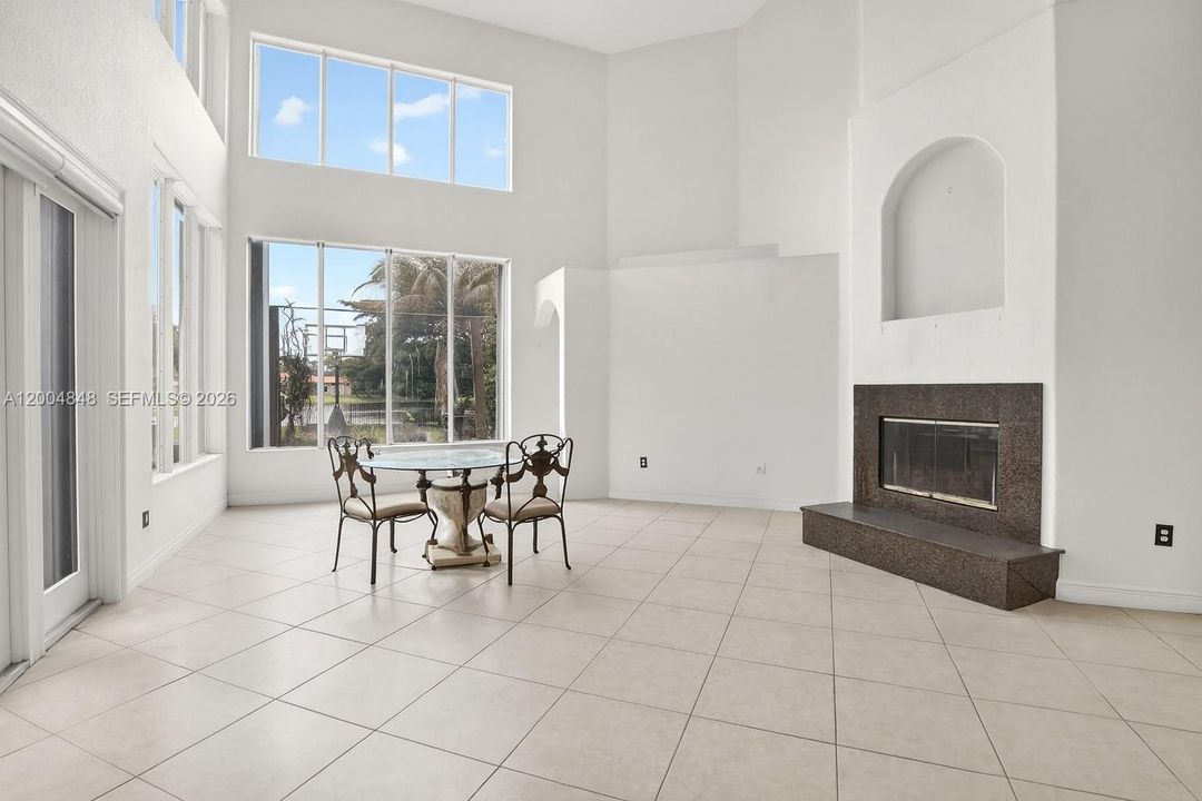 Active With Contract: $1,500,000 (6 beds, 4 baths, 4779 Square Feet)