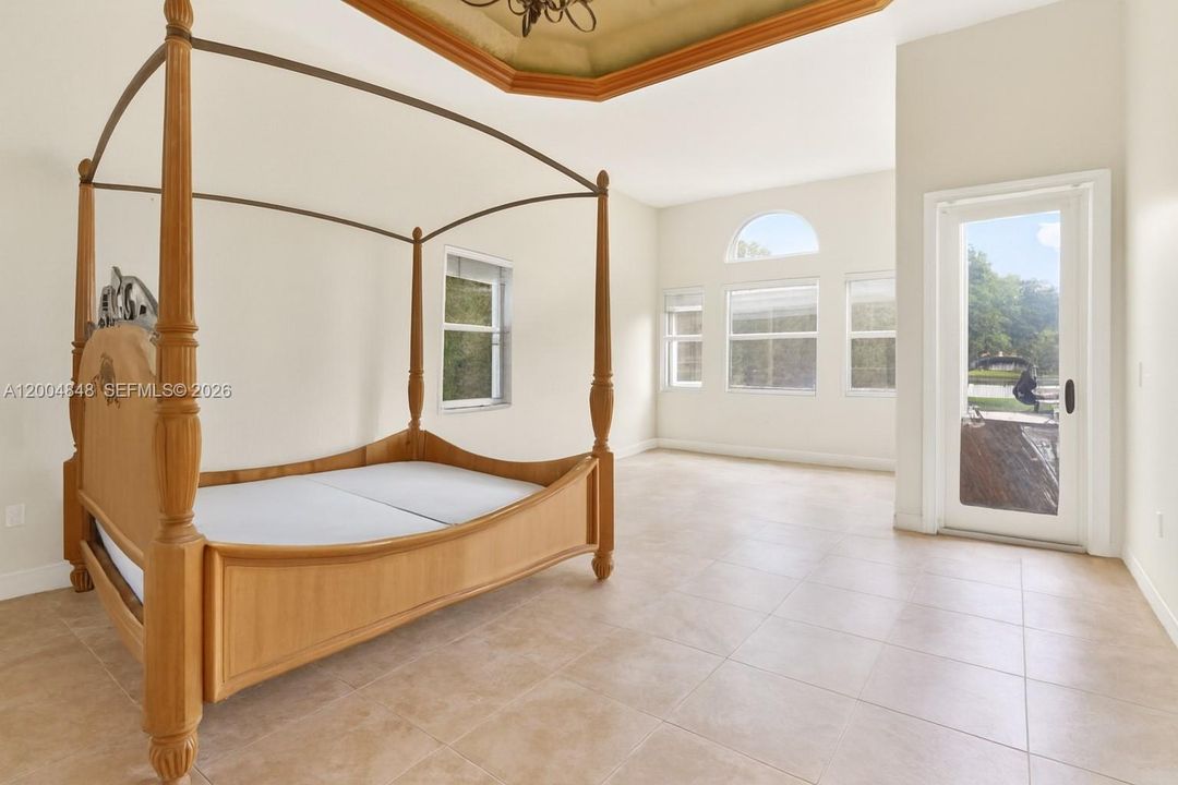 Active With Contract: $1,500,000 (6 beds, 4 baths, 4779 Square Feet)