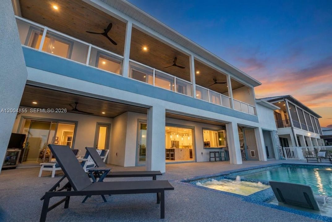 For Sale: $1,590,000 (3 beds, 4 baths, 3784 Square Feet)