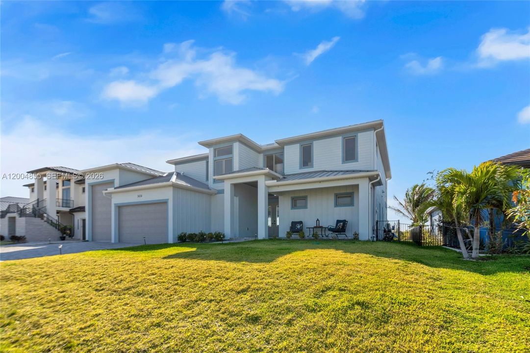 For Sale: $1,590,000 (3 beds, 4 baths, 3784 Square Feet)