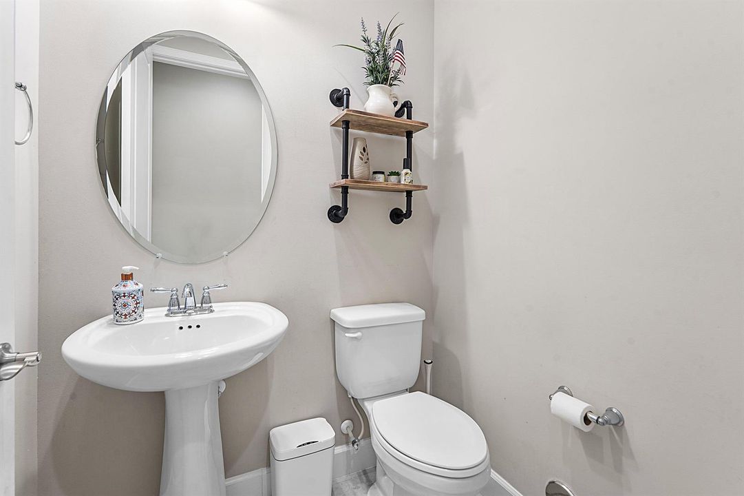 1/2 bath