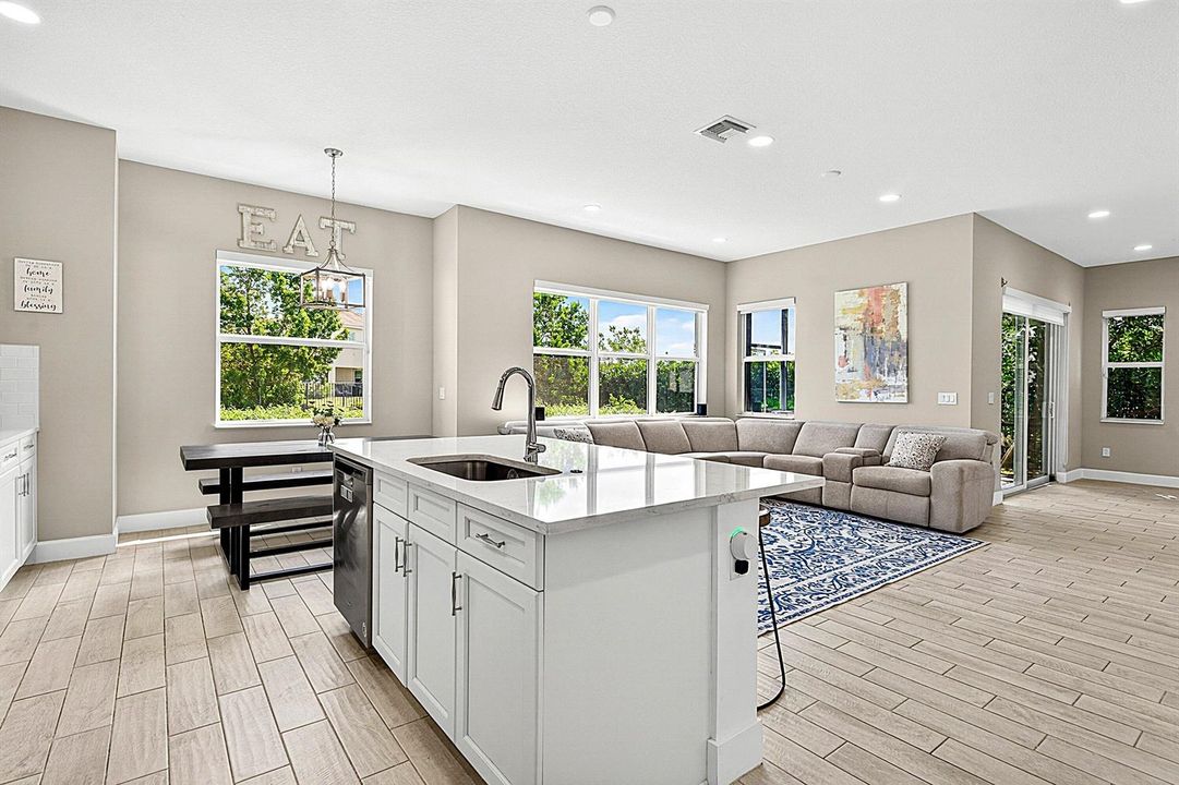 kitchen/great room