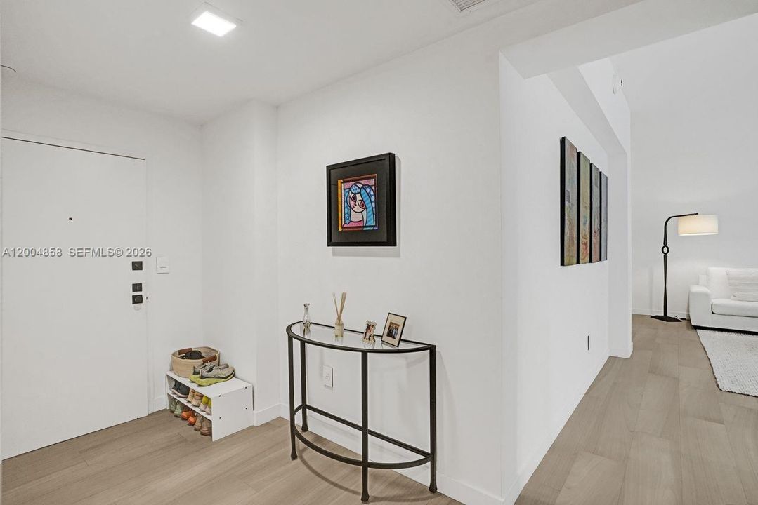 En Venta: $625,000 (2 camas, 2 baños, 1206 Pies cuadrados)