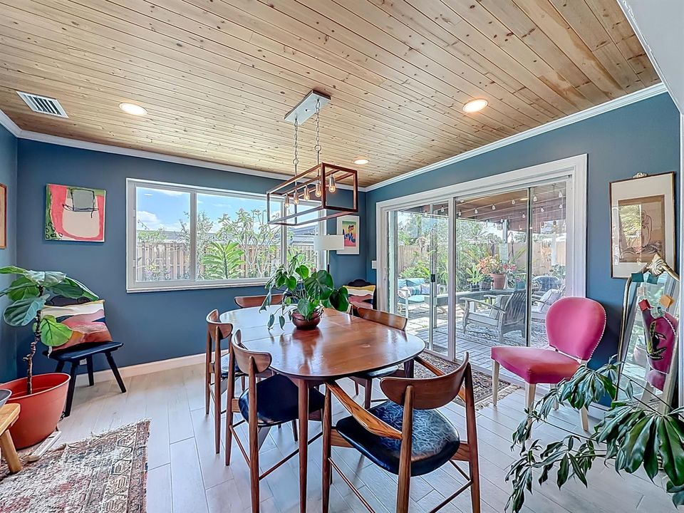 6 SE 10th Court-38