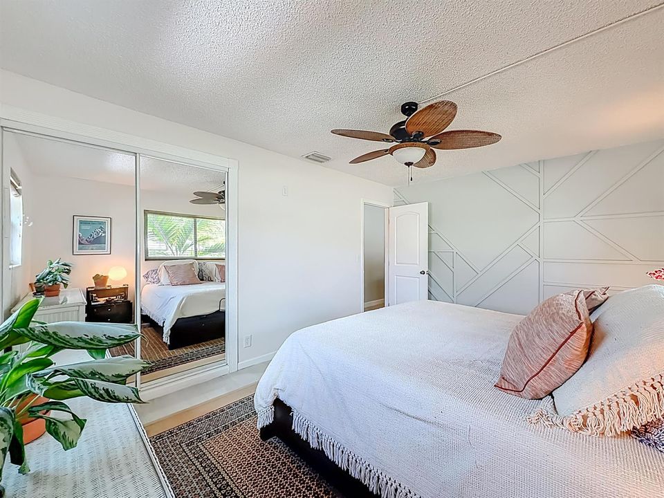 6 SE 10th Court-51