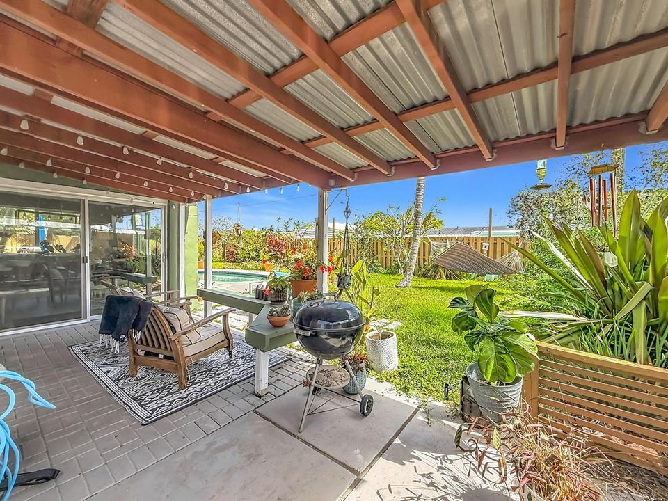 6 SE 10th Court-70