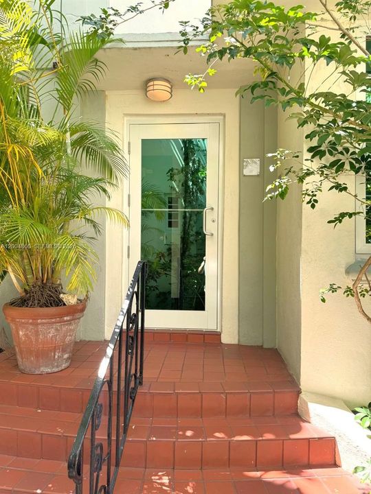 For Sale: $240,000 (0 beds, 1 baths, 420 Square Feet)