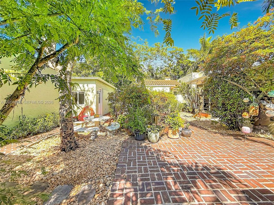 For Sale: $1,435,000 (4 beds, 3 baths, 3125 Square Feet)