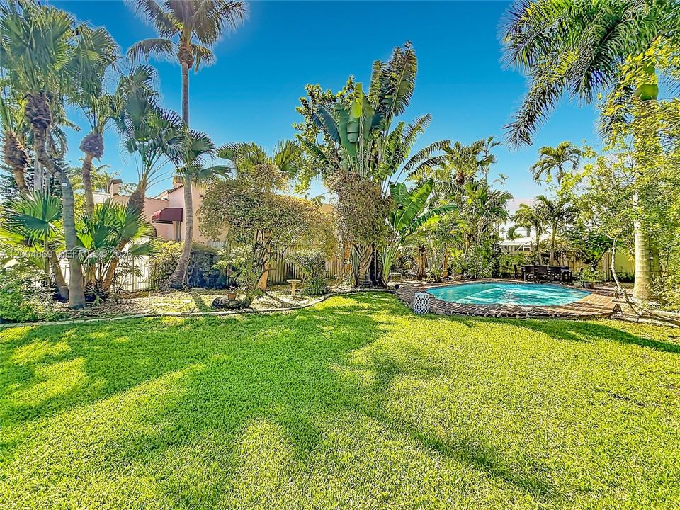 For Sale: $1,435,000 (4 beds, 3 baths, 3125 Square Feet)