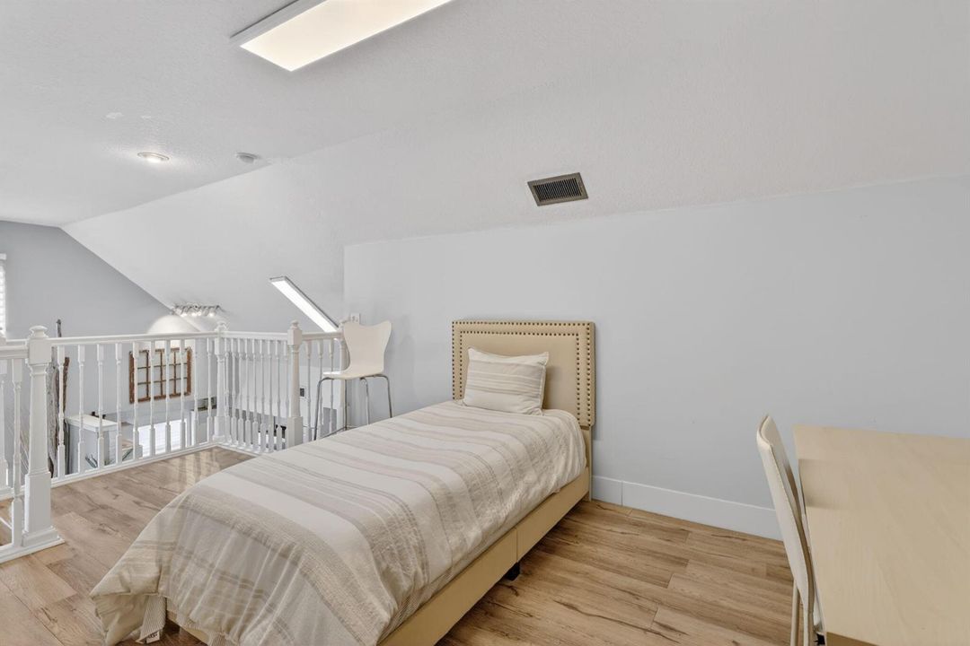 21-web-or-mls-5P1A3315
