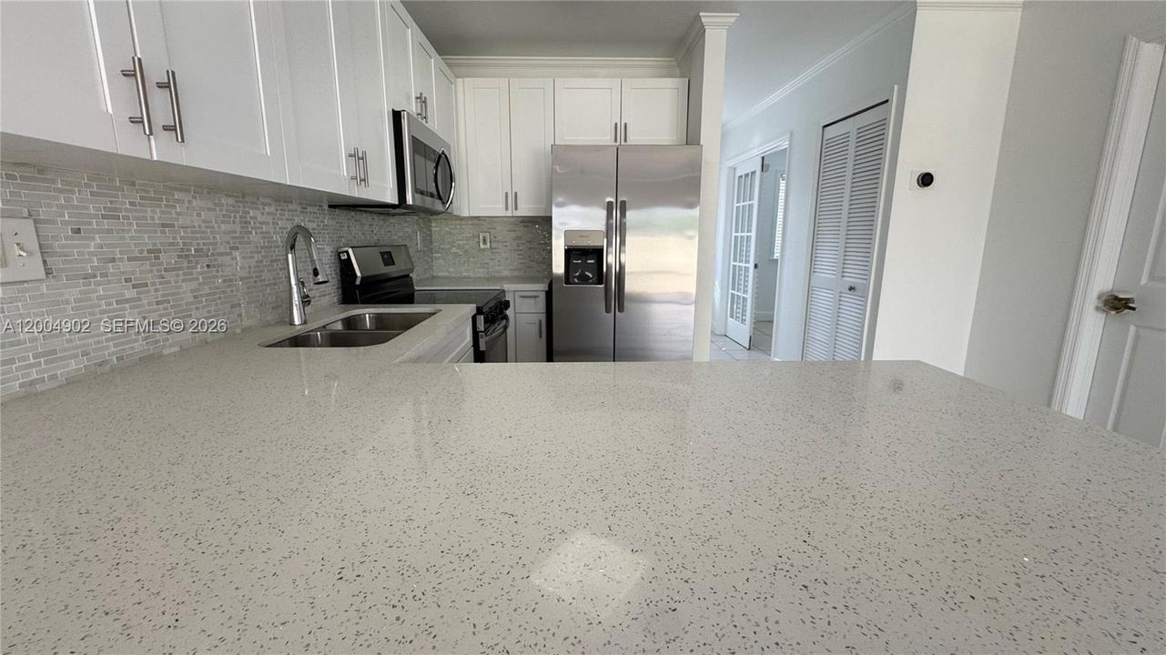 Active With Contract: $3,450 (3 beds, 3 baths, 1446 Square Feet)