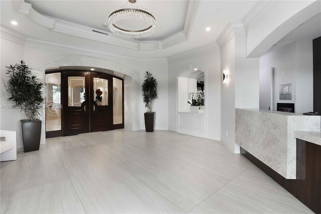 En Venta: $849,000 (2 camas, 2 baños, 2240 Pies cuadrados)