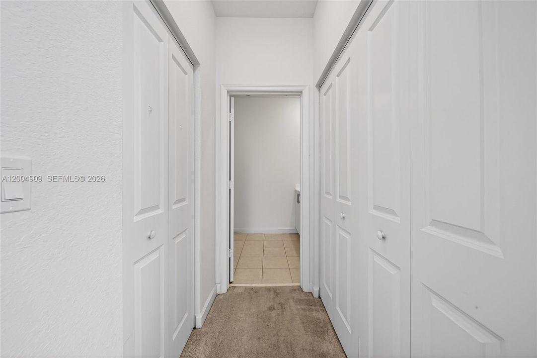 Activo con contrato: $3,500 (4 camas, 2 baños, 1712 Pies cuadrados)