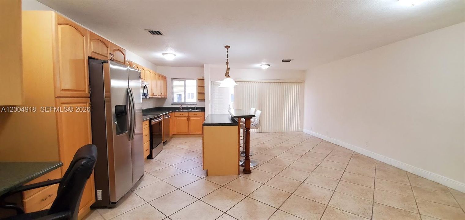 Vendido Recientemente: $189,000 (1 camas, 1 baños, 750 Pies cuadrados)