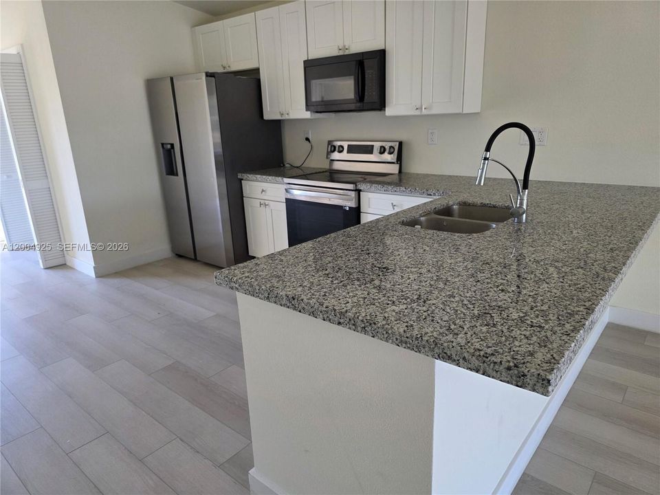 En Venta: $259,900 (3 camas, 2 baños, 0 Pies cuadrados)
