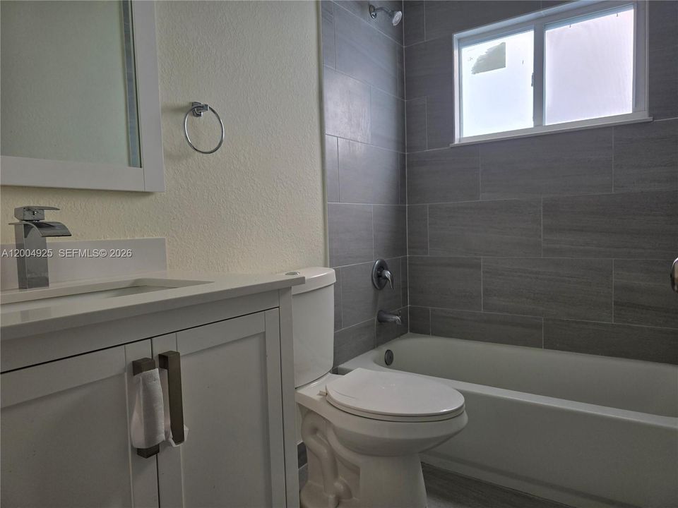 En Venta: $259,900 (3 camas, 2 baños, 0 Pies cuadrados)