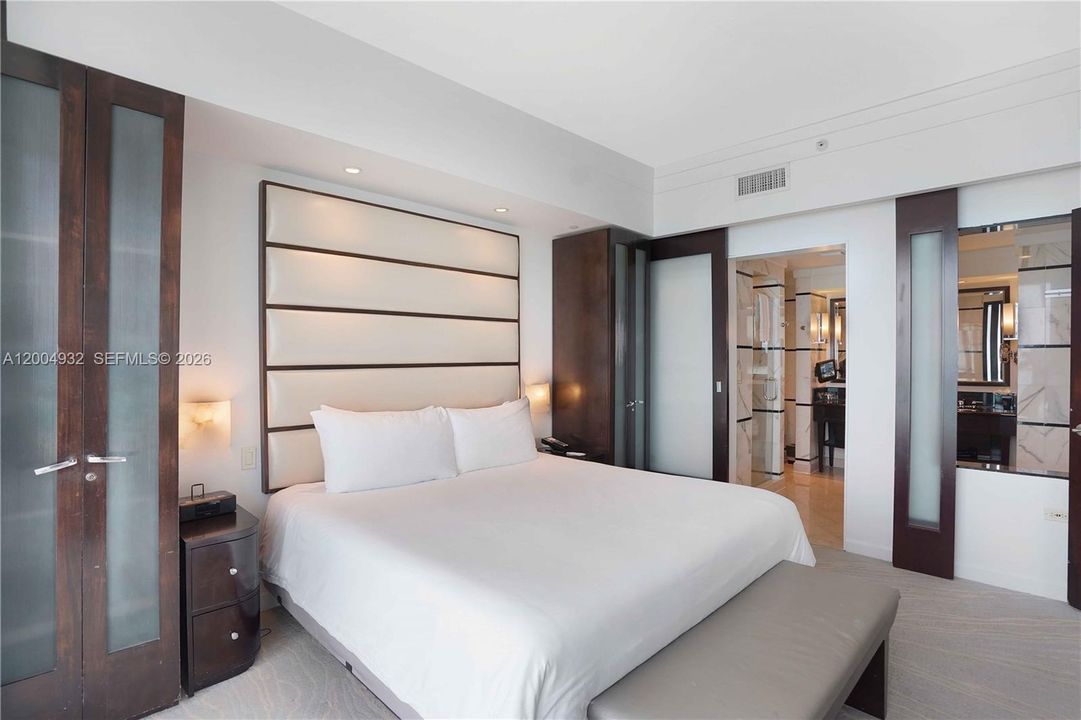 For Sale: $1,799,999 (1 beds, 1 baths, 771 Square Feet)