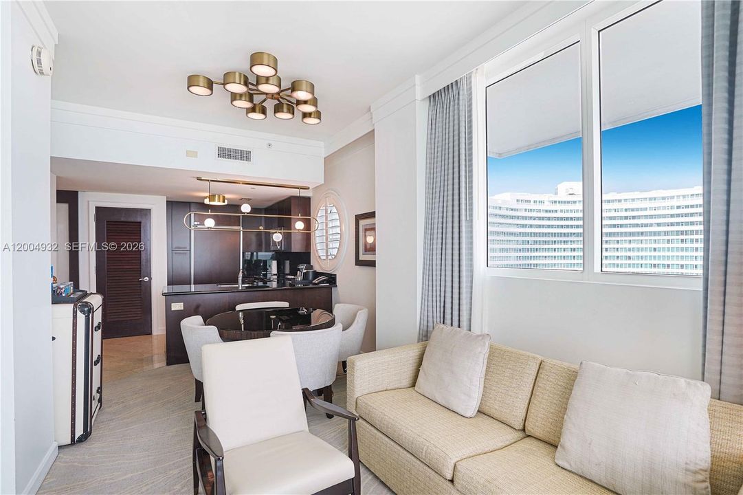 For Sale: $1,799,999 (1 beds, 1 baths, 771 Square Feet)