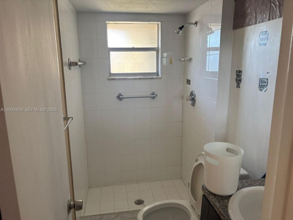En Renta: $1,600 (1 camas, 1 baños, 775 Pies cuadrados)