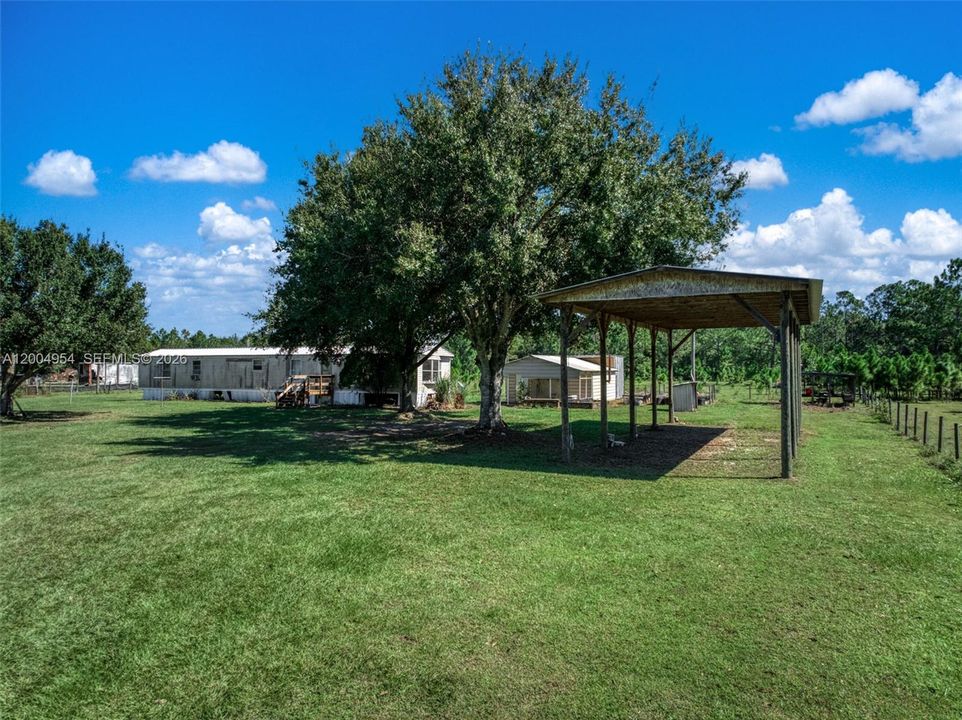For Sale: $240,000 (2 beds, 2 baths, 1064 Square Feet)