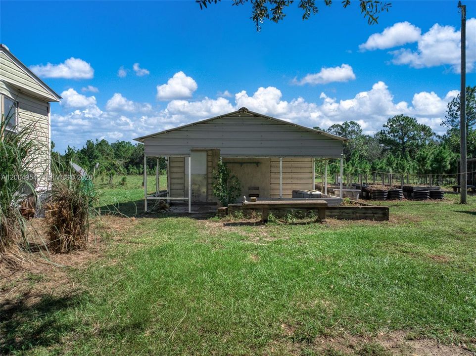 For Sale: $240,000 (2 beds, 2 baths, 1064 Square Feet)