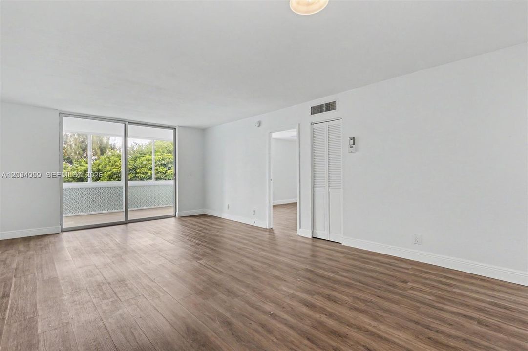 En Venta: $149,900 (2 camas, 2 baños, 1142 Pies cuadrados)