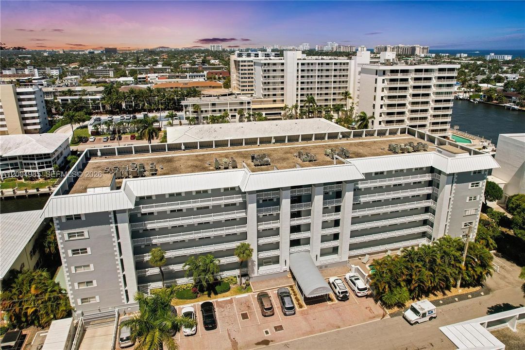 Activo con contrato: $525,000 (2 camas, 2 baños, 1295 Pies cuadrados)