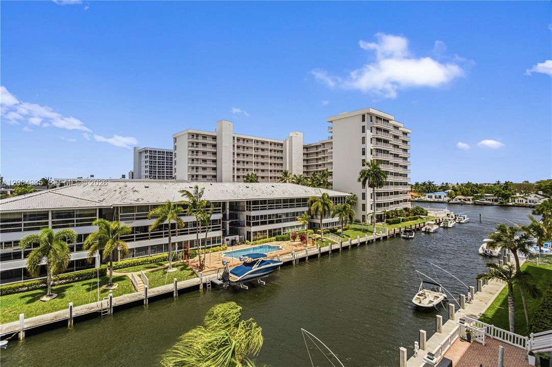Activo con contrato: $525,000 (2 camas, 2 baños, 1295 Pies cuadrados)