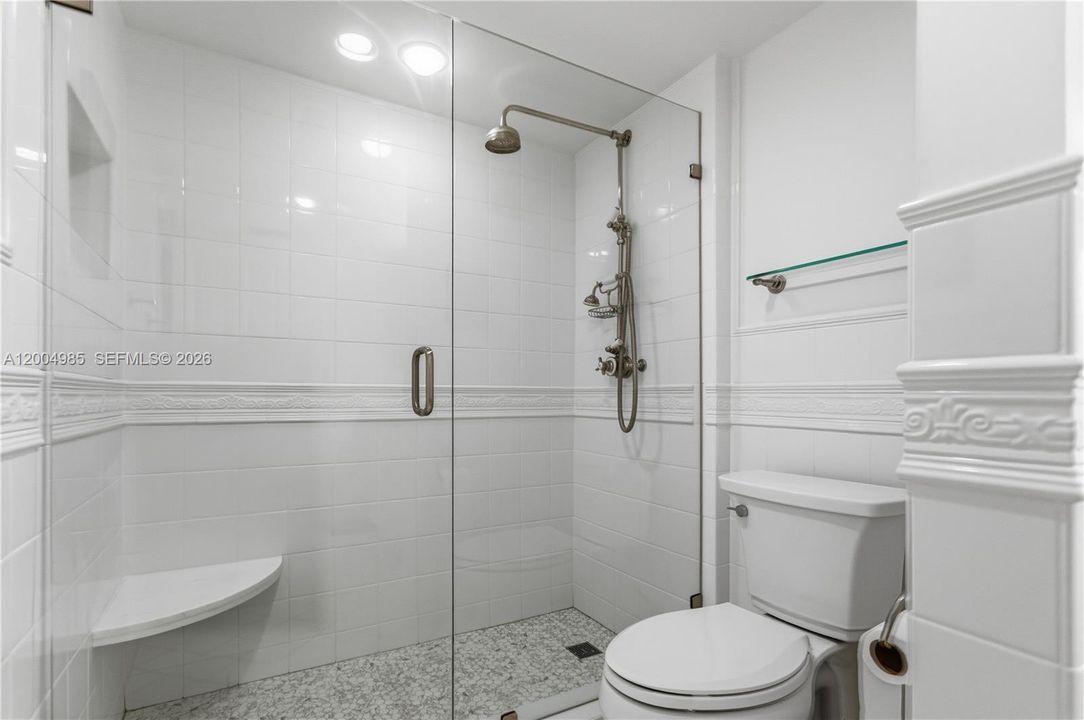Activo con contrato: $525,000 (2 camas, 2 baños, 1295 Pies cuadrados)