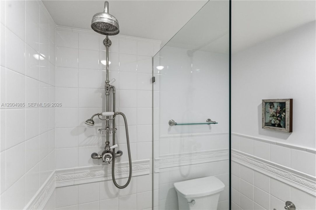 Activo con contrato: $525,000 (2 camas, 2 baños, 1295 Pies cuadrados)