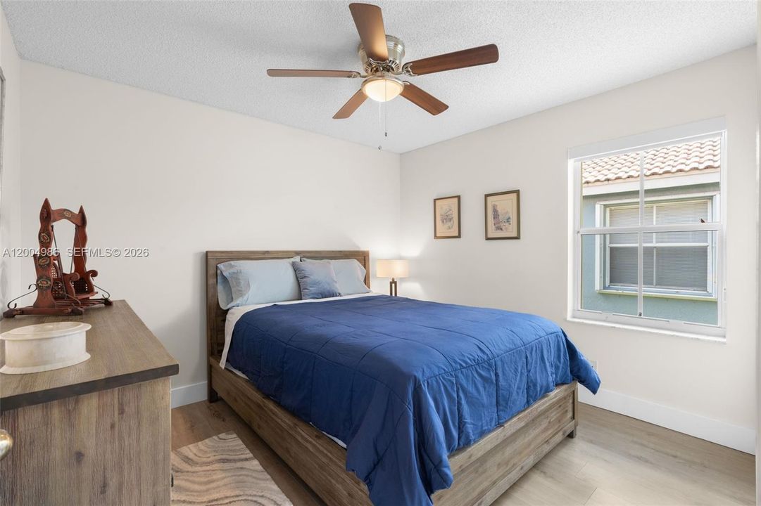 Activo con contrato: $599,900 (3 camas, 2 baños, 1420 Pies cuadrados)