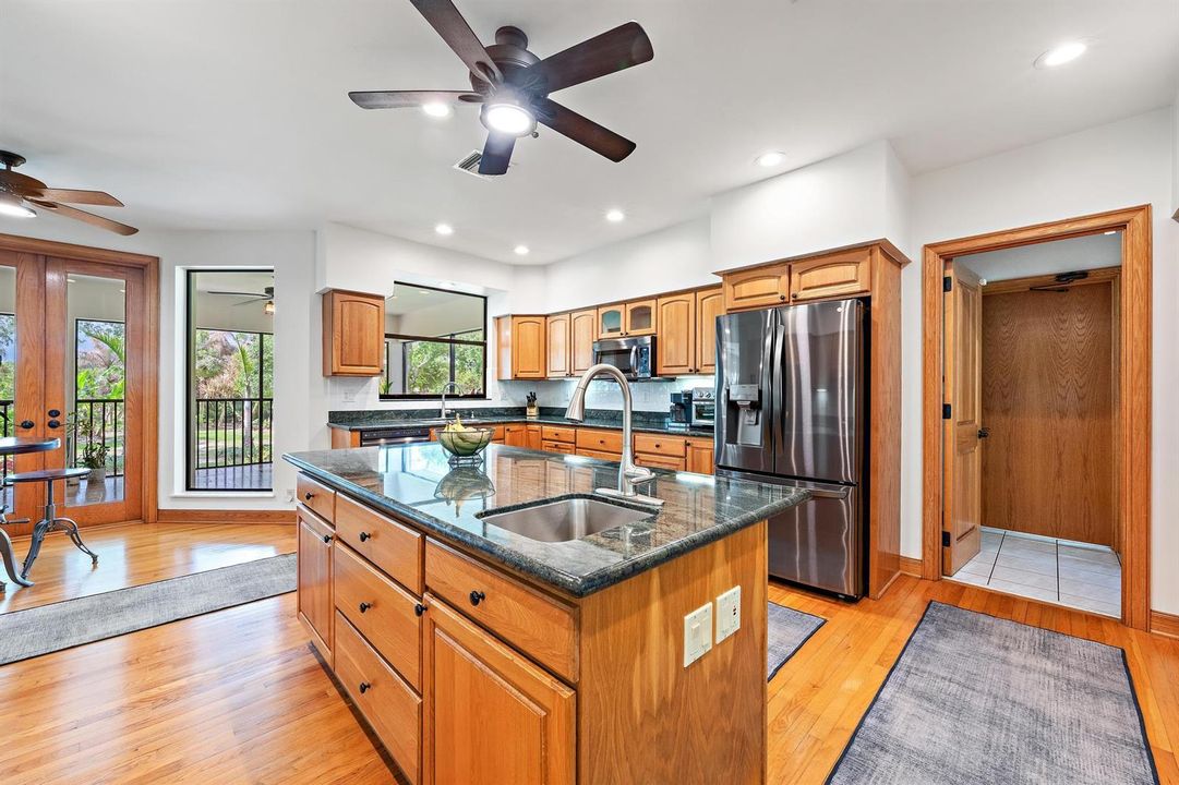 7902 SE Canaan Way-22