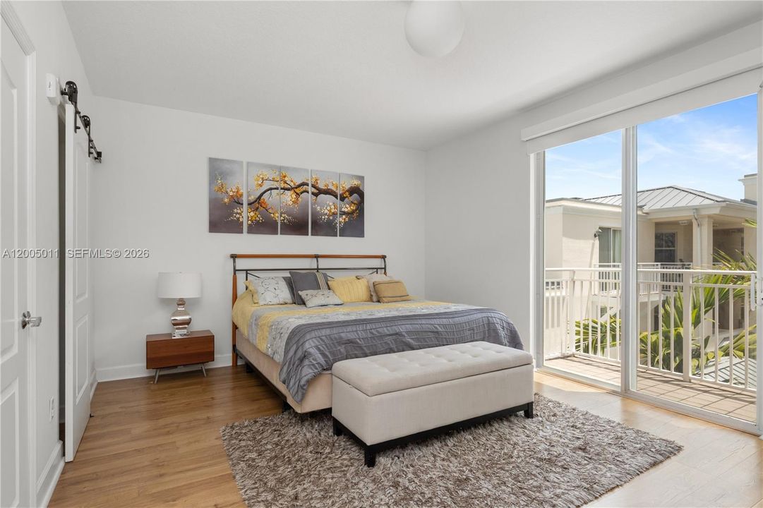 For Sale: $805,000 (3 beds, 2 baths, 1738 Square Feet)