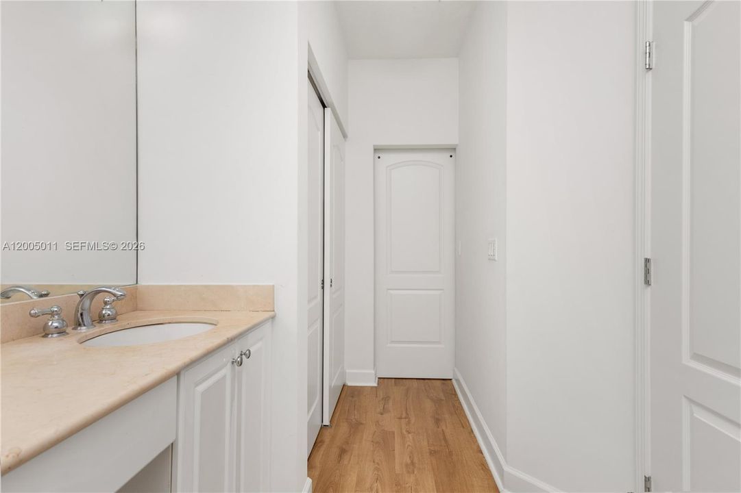 For Sale: $805,000 (3 beds, 2 baths, 1738 Square Feet)