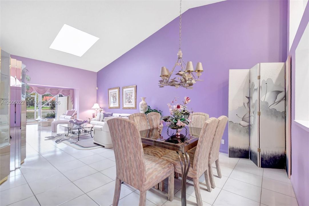 Active With Contract: $4,500 (2 beds, 2 baths, 1722 Square Feet)