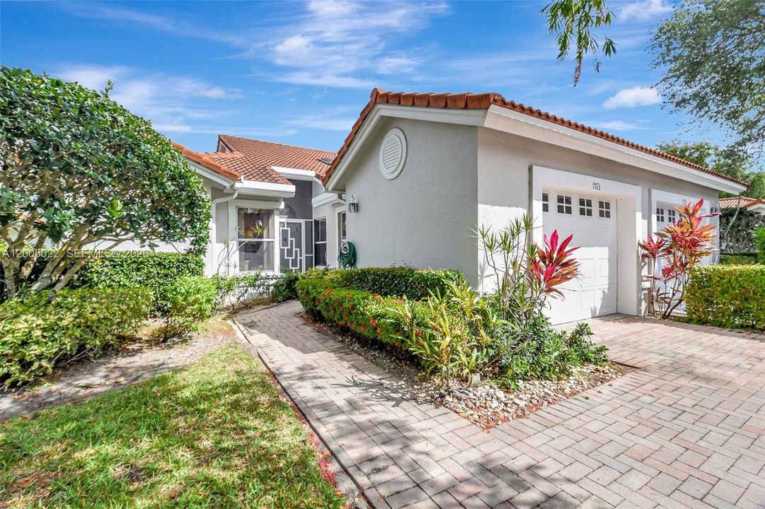 Active With Contract: $4,500 (2 beds, 2 baths, 1722 Square Feet)