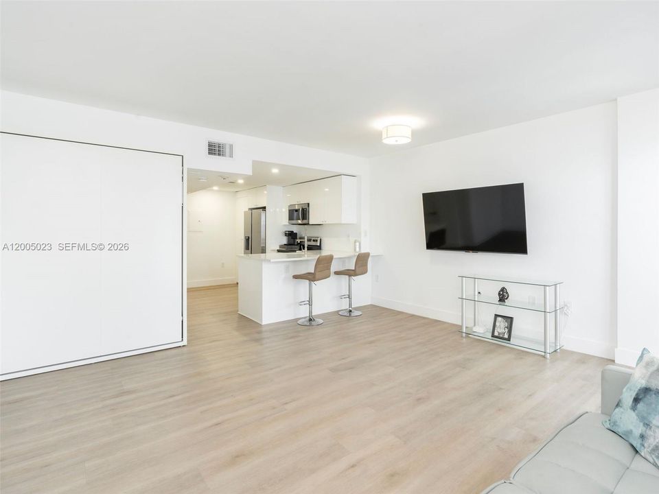For Sale: $549,000 (0 beds, 1 baths, 483 Square Feet)